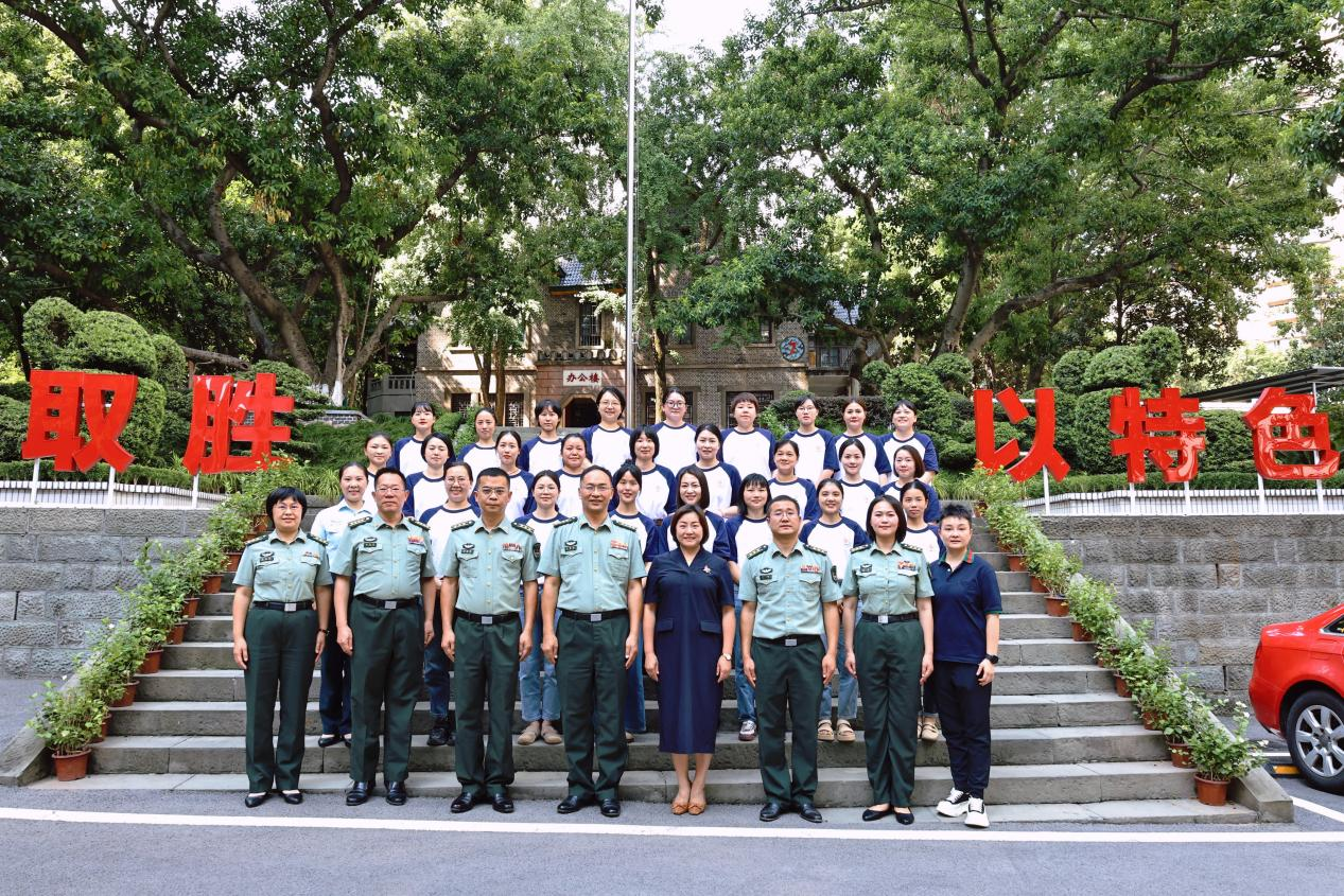 【新闻动态】以心赋能|重庆市护理学会精神卫生与心理健康管理专科护士培训班正式启航
