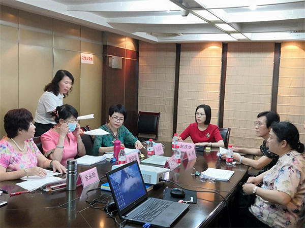 重庆市护理学会组织评审中华护理学会京外专科培训基地评审记要